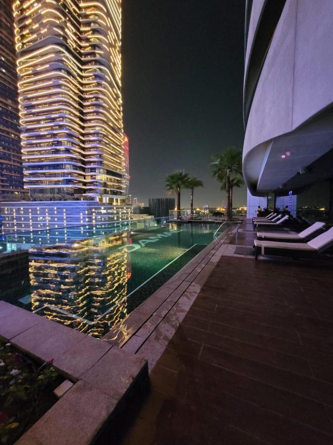 Downtown Dubai Burj Khalifa View 2 BHK Dubai Mall - 4