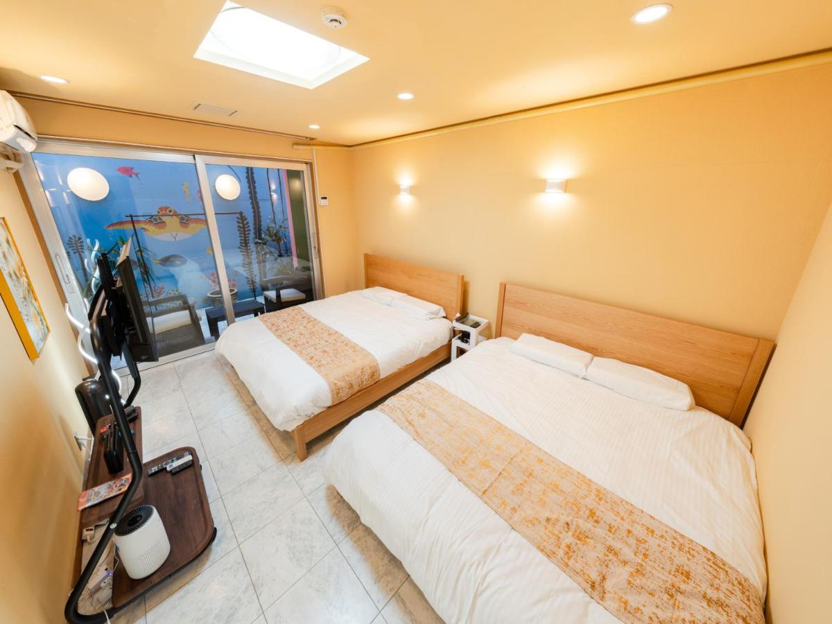 Akasaka 4 min walk , Roppongi 3 min ,King Bed,Free Wi-Fi, PocketWi-Fi