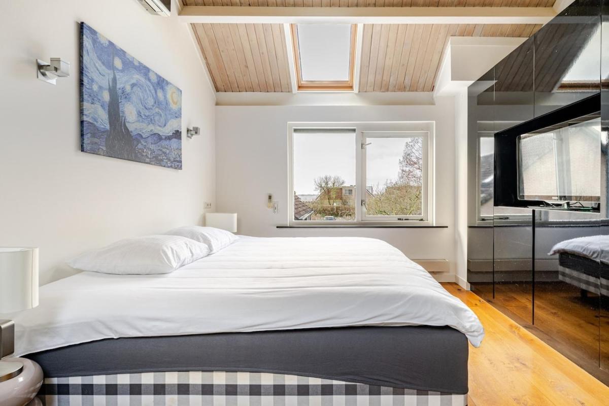 Charming Loft with Free Parking and 15 mins to AMS - 2