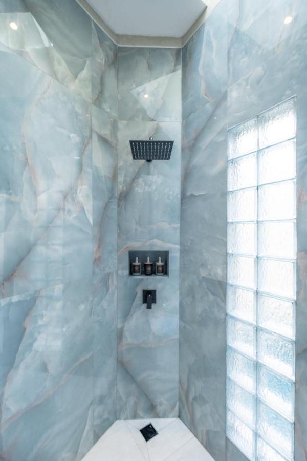 One bed room - 5 mnts to padang padang beach - 3