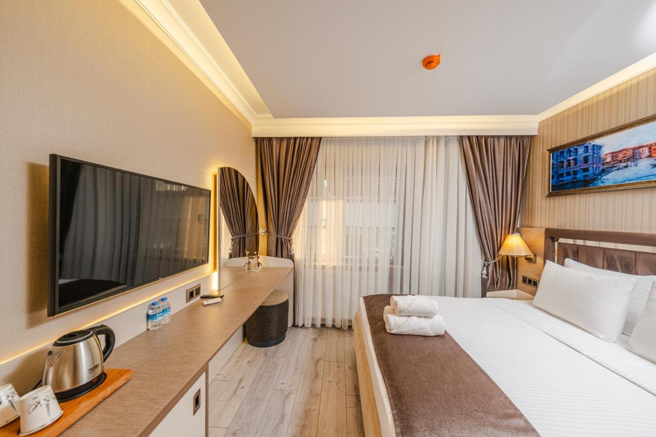 Standard King Room