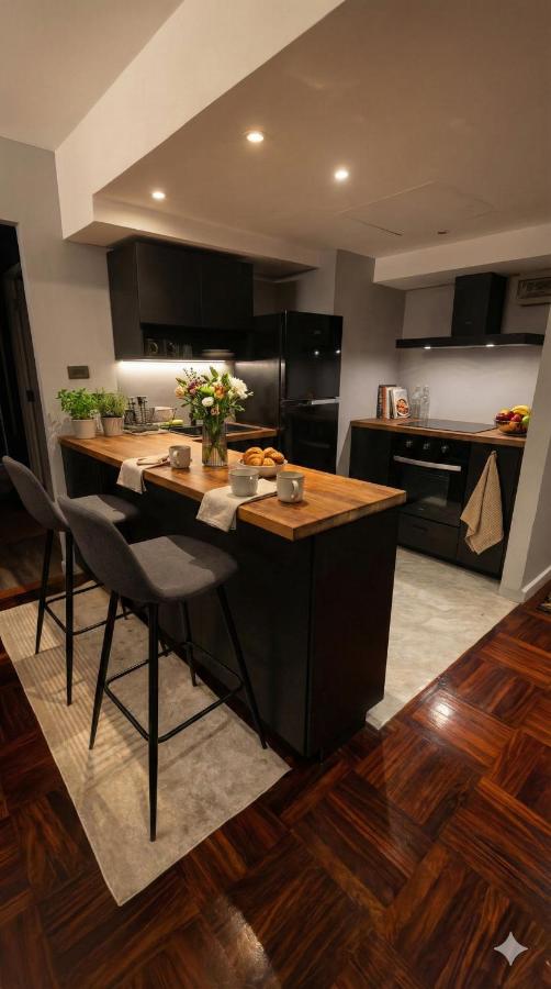 Omni Tower Sukhumvit Nana - Luxury Condominium - 5