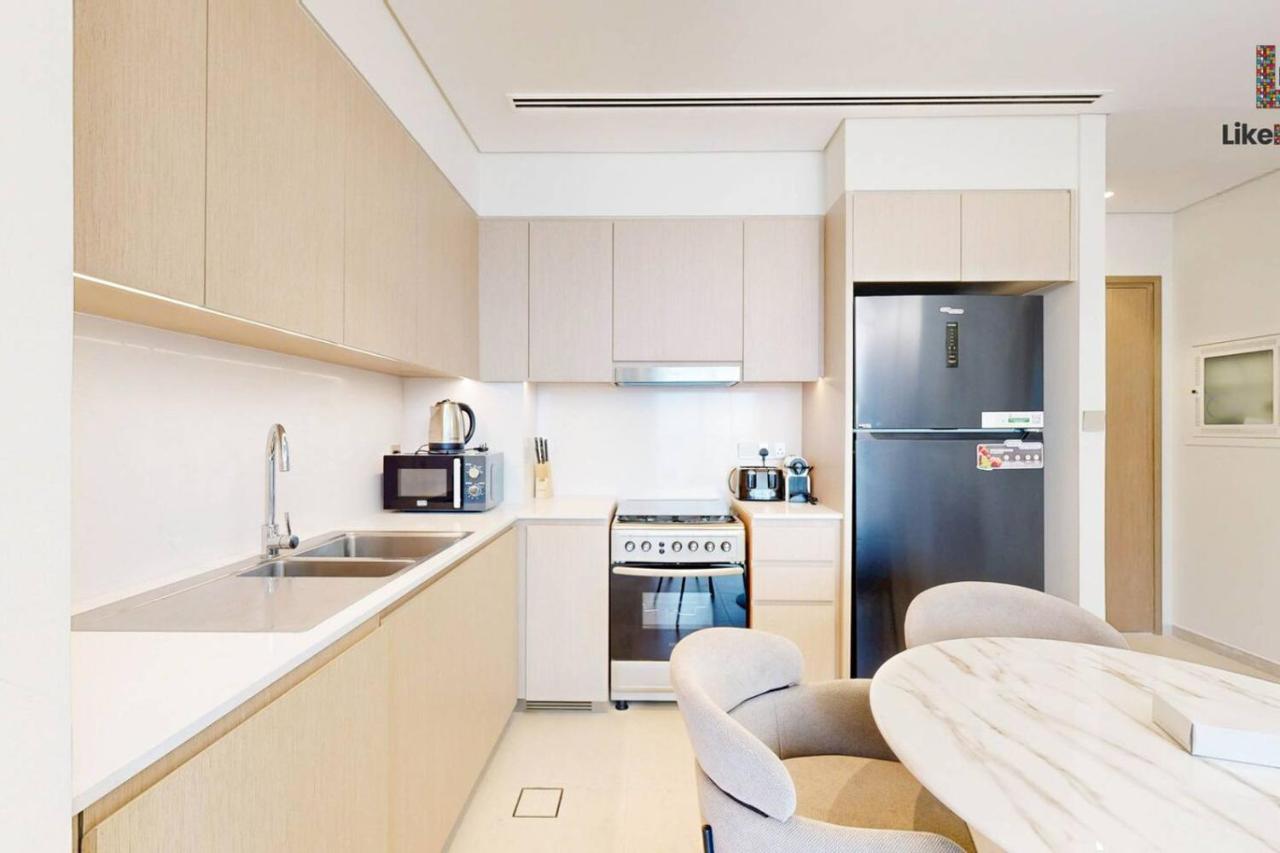 NEXT TO BURJ KHALIFA AND DUBAI MALL - 4