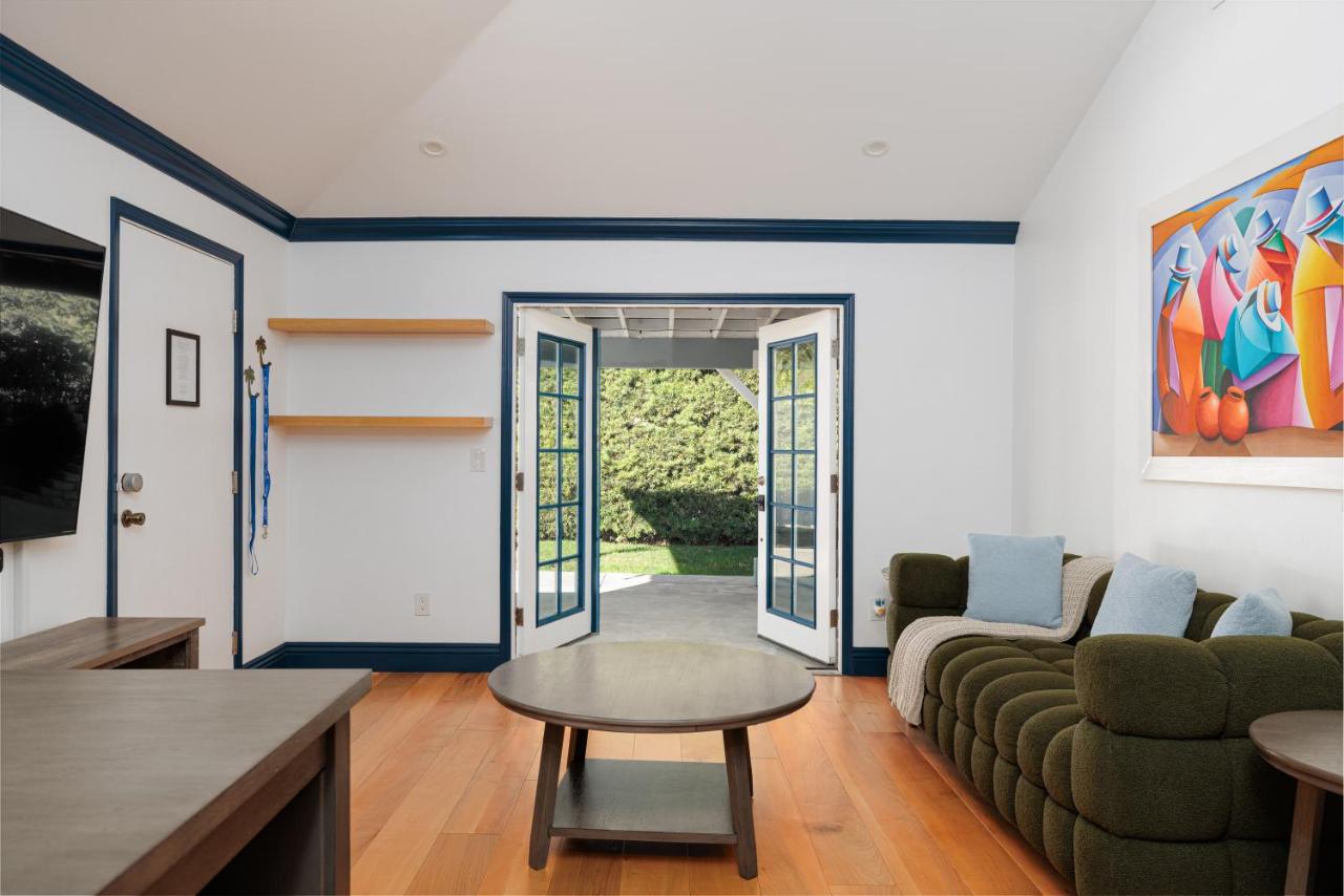 Cozy Private 1BR Near LAX & SoFi, Pet-Friendly