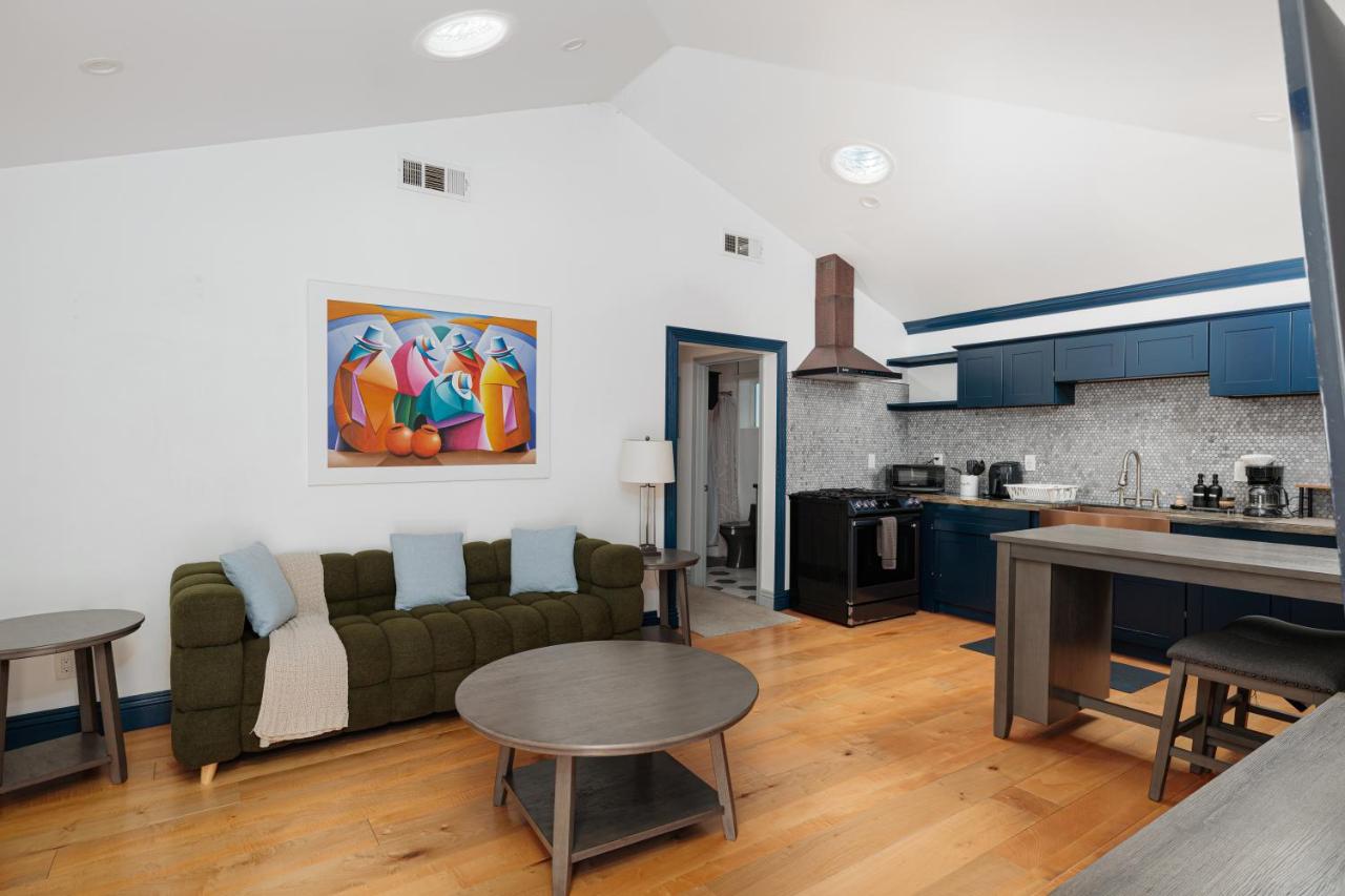 Cozy Private 1BR Near LAX & SoFi, Pet-Friendly - 4