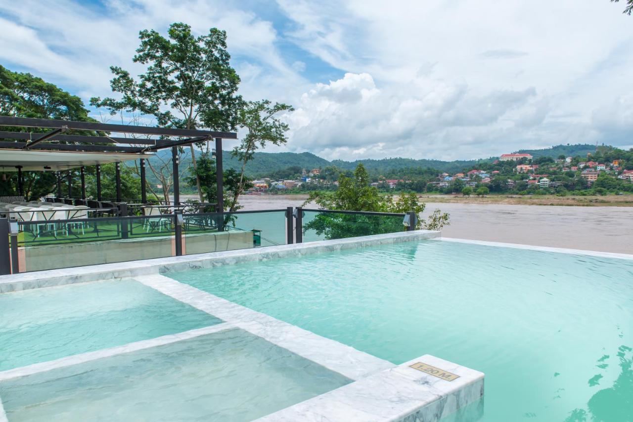 Heated swimming pool: Chiangkhong Teak Garden Riverfront Onsen Hotel- SHA Extra Plus