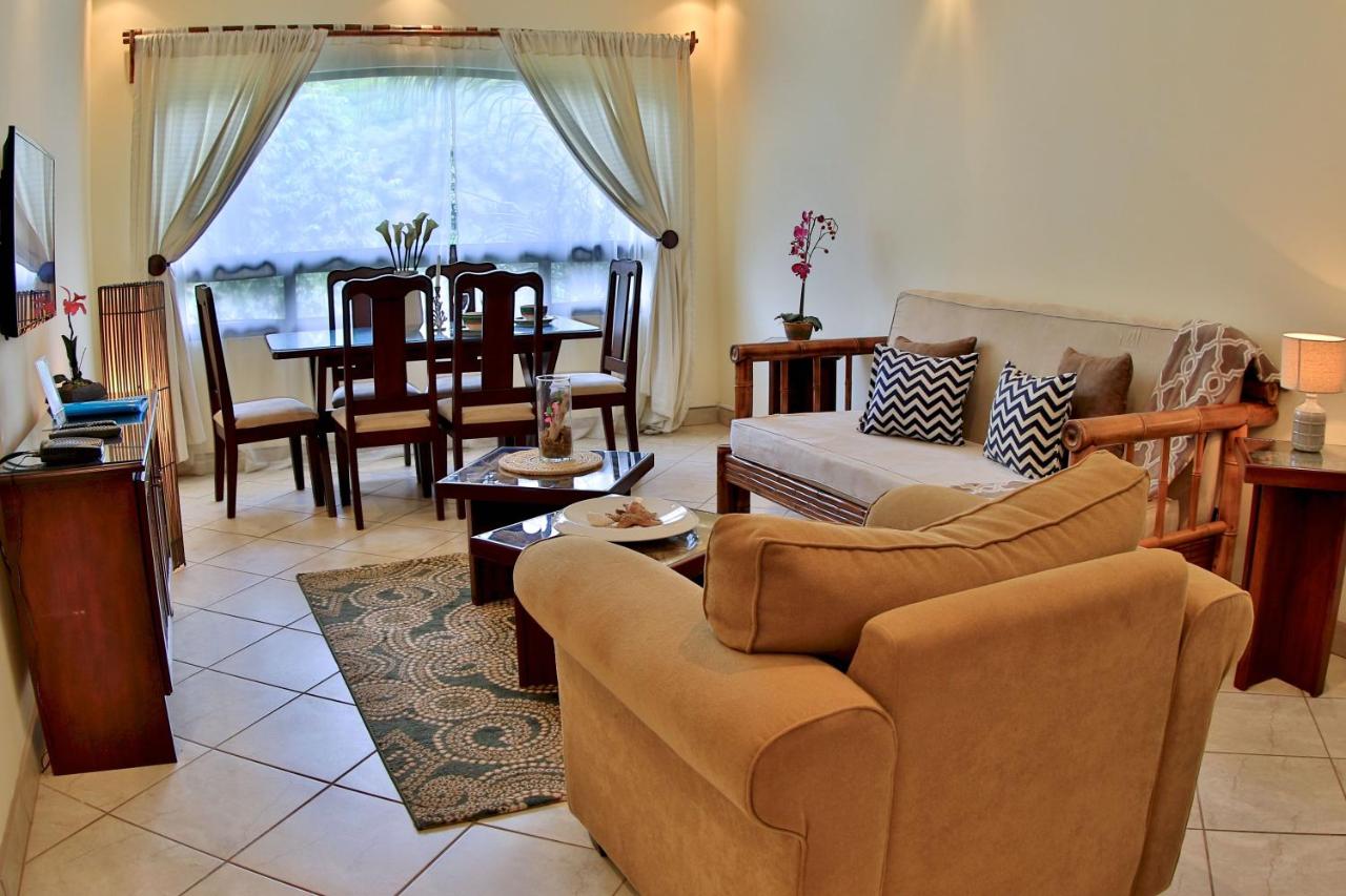 The Oaks Tamarindo Pool Front Condominiums fast wifi photo