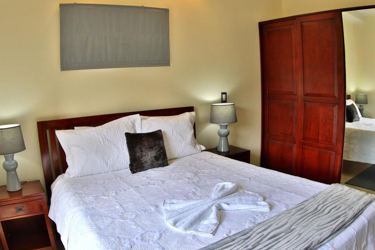 The Oaks Tamarindo Pool Front Condominiums fast wifi photo