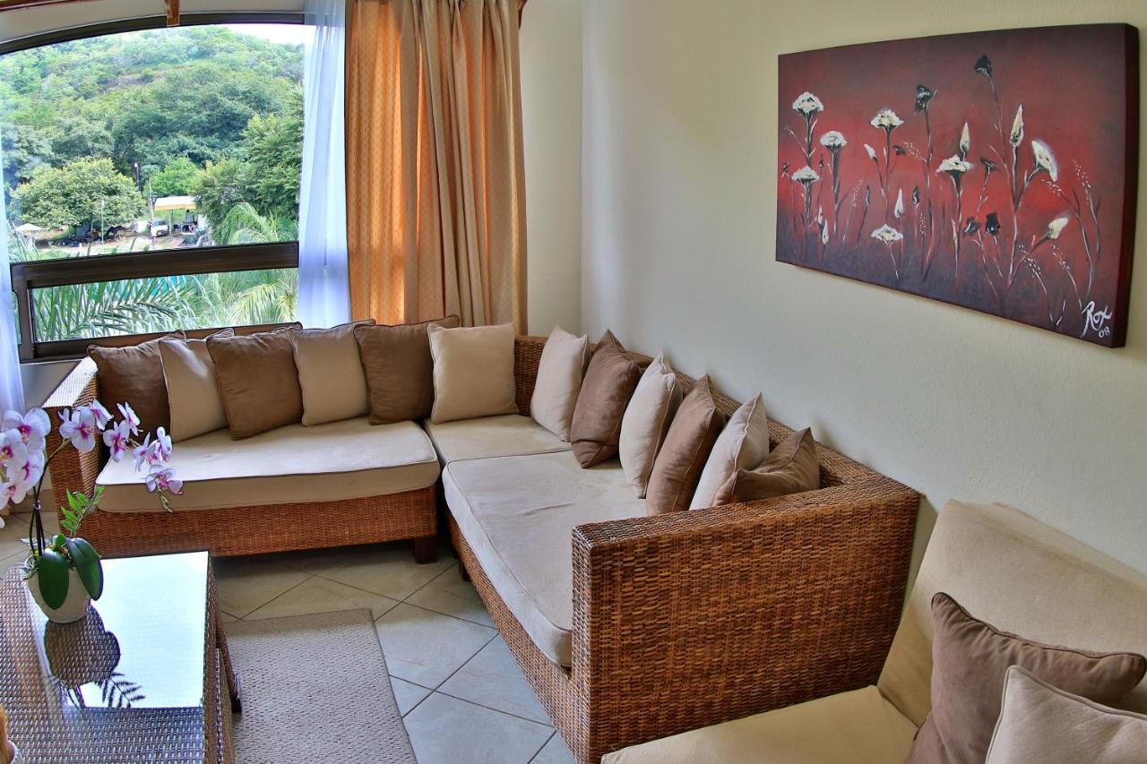 The Oaks Tamarindo Pool Front Condominiums fast wifi photo