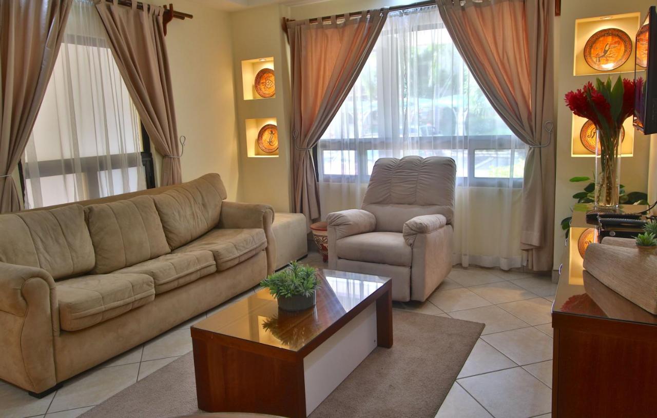 The Oaks Tamarindo Pool Front Condominiums fast wifi photo