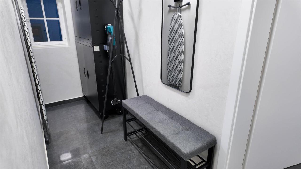 ALFA Stuttgart 2Z-Apartment 4 Betten SmartTV WLAN nahe Wasen Daimler l Bad & Küche l 2BR 4 beds kitchen bathroom