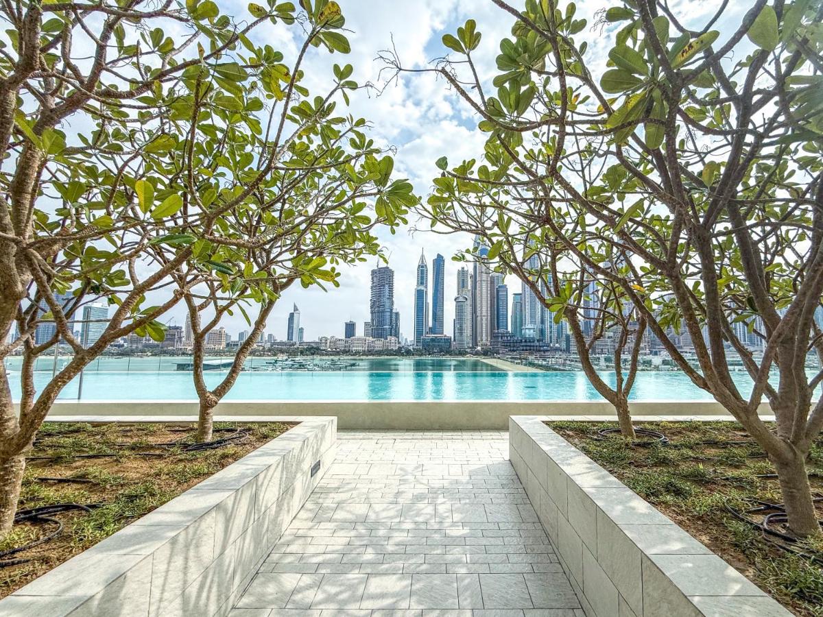 BLVD-Beachfront Luxe Stay with Private Beach Access