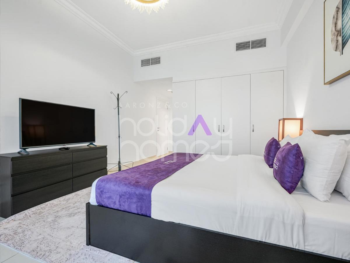 Modern 1BR Oasis II Huge Layout II City Lights