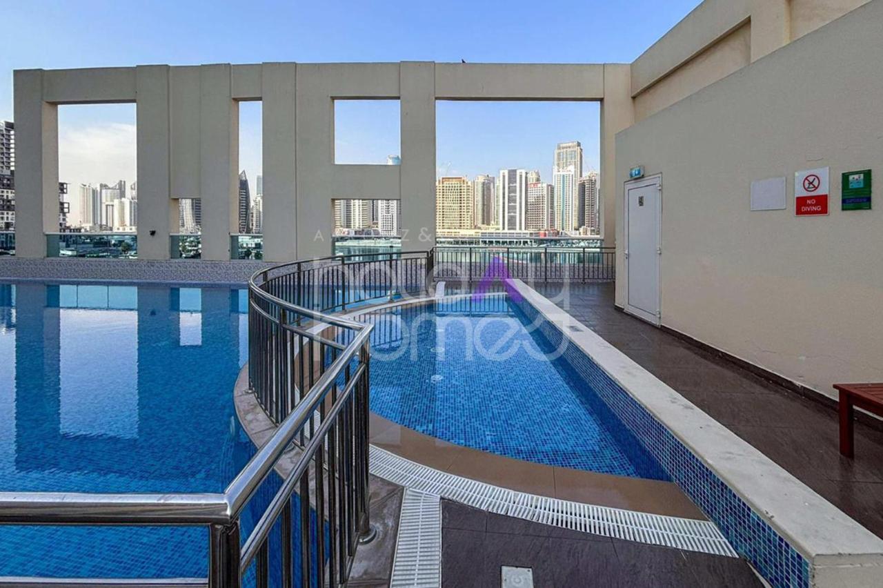 Modern 1BR Oasis II Huge Layout II City Lights - 4