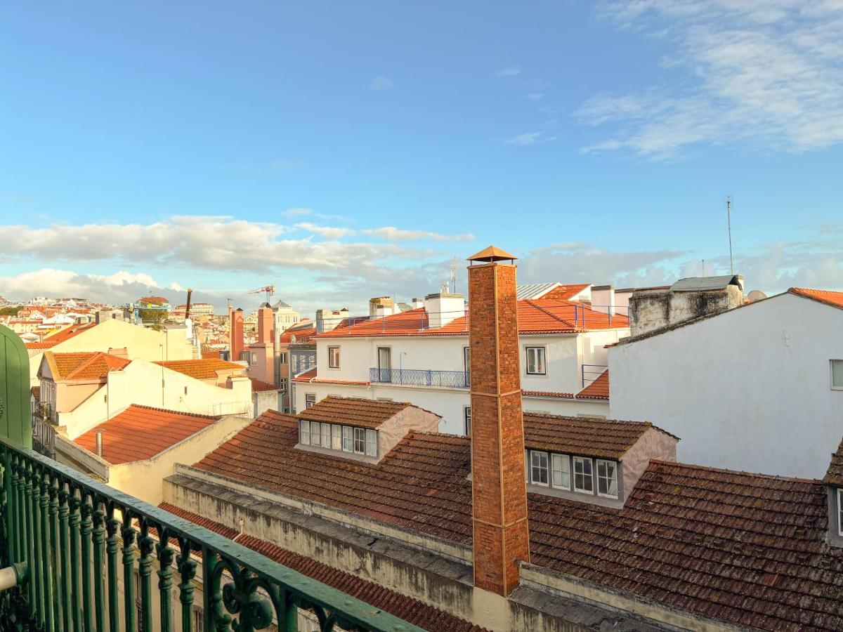 Stay as a Local! Santos Historical 6 Bedroom Apartment III - 3