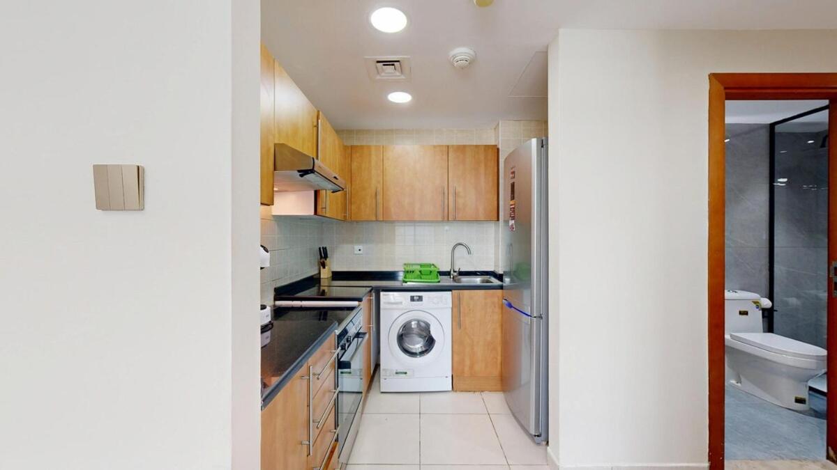 Marina View Tower 2BR Stunning Canal Views - 3