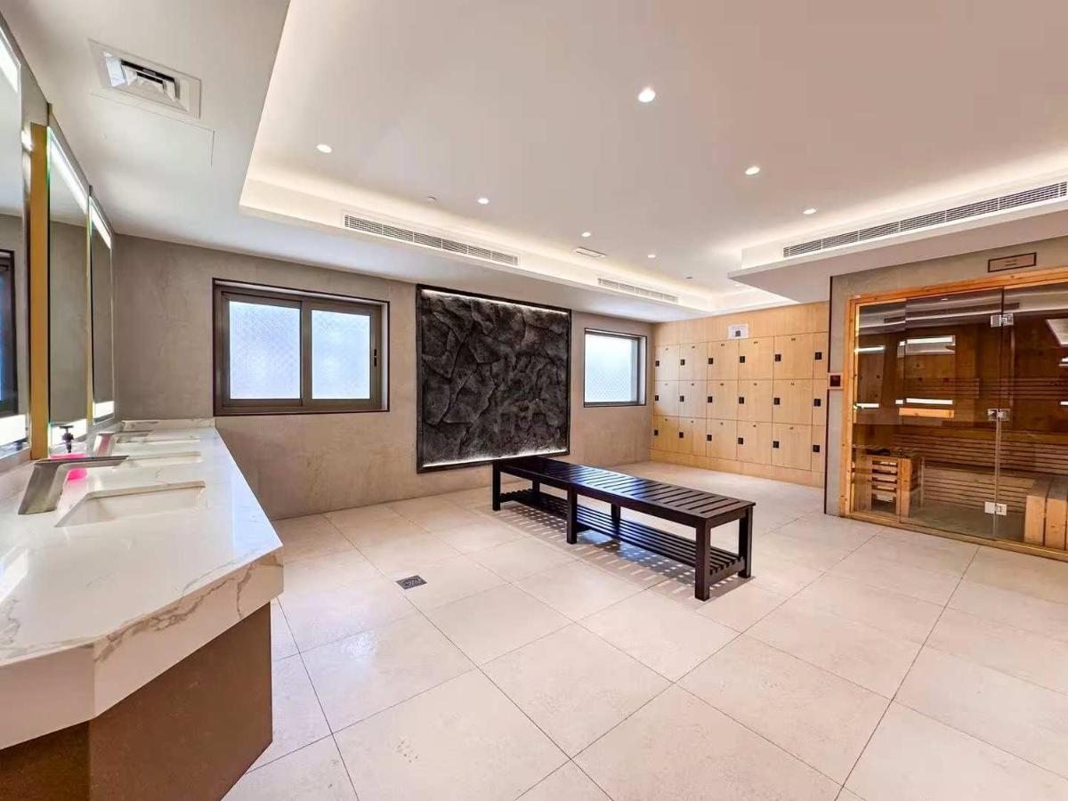 Elite Studio with Burj Khalifa & Pool View - 3