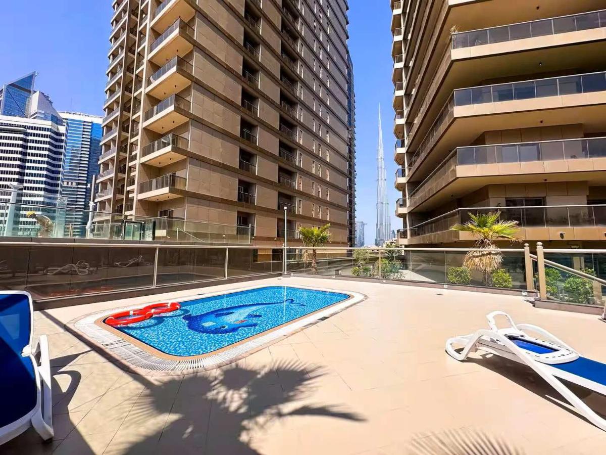 Elite Studio with Burj Khalifa & Pool View - 4