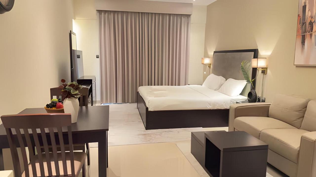 Elite Downtown Residence1 Lake View Studio Balcony Apartment - 2