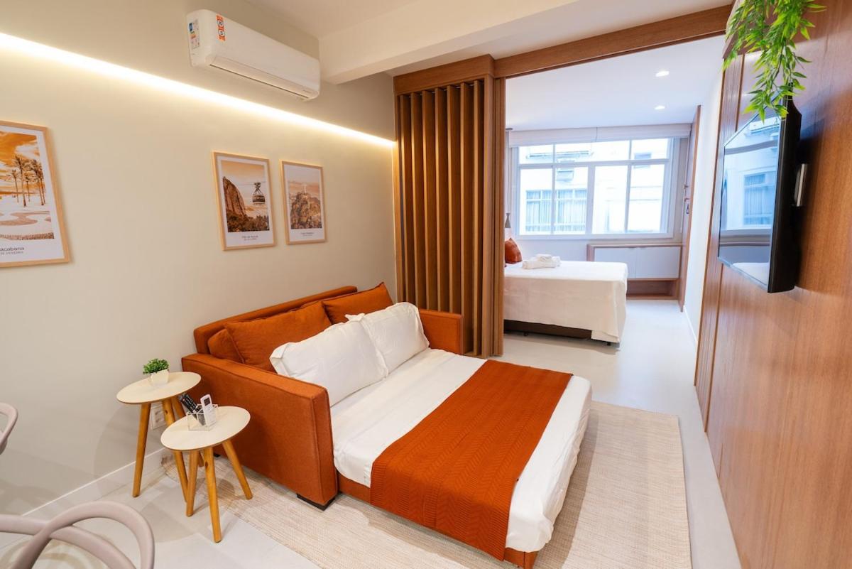 Designer apt Steps from Copacana Beach - 5