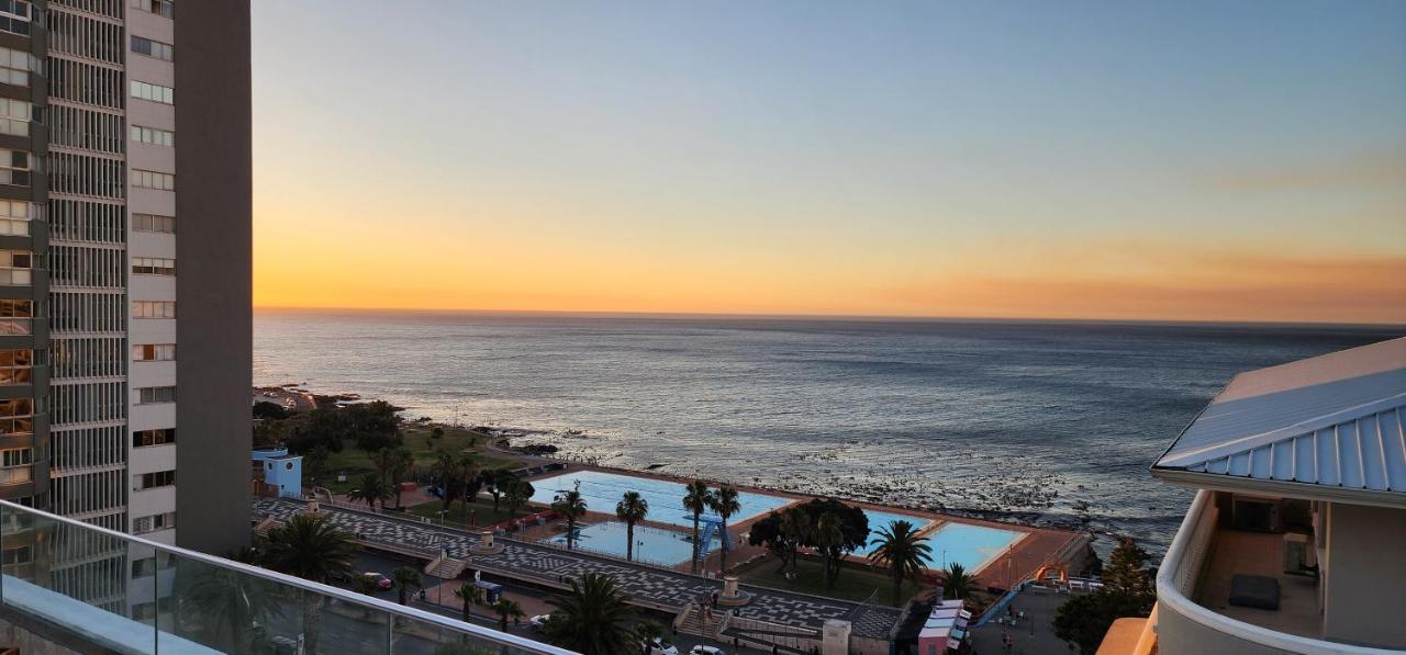 Dolce Vita - Cape 8 Collection - 2