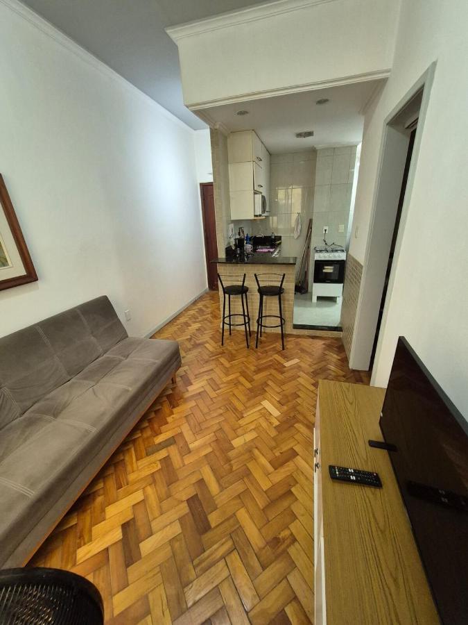 Locals Properties Copacabana - 5