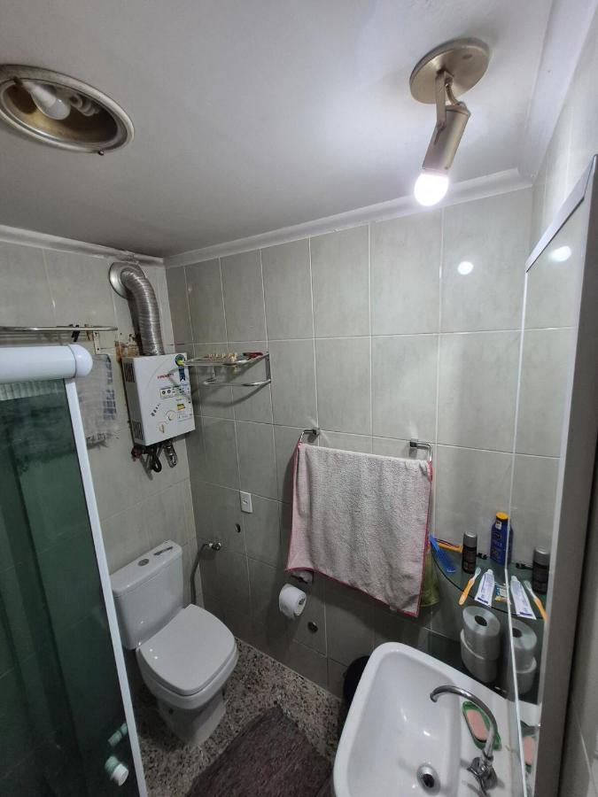 Locals Properties Copacabana - 4