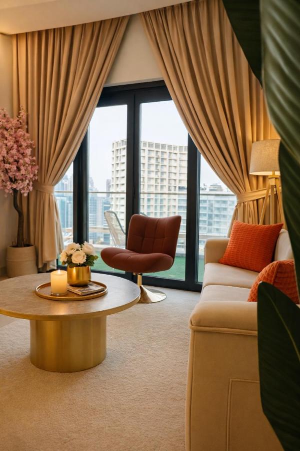 Luxury Burj Khalifa & Canal View Apartment, Business Bay, Downtown Dubai - 2