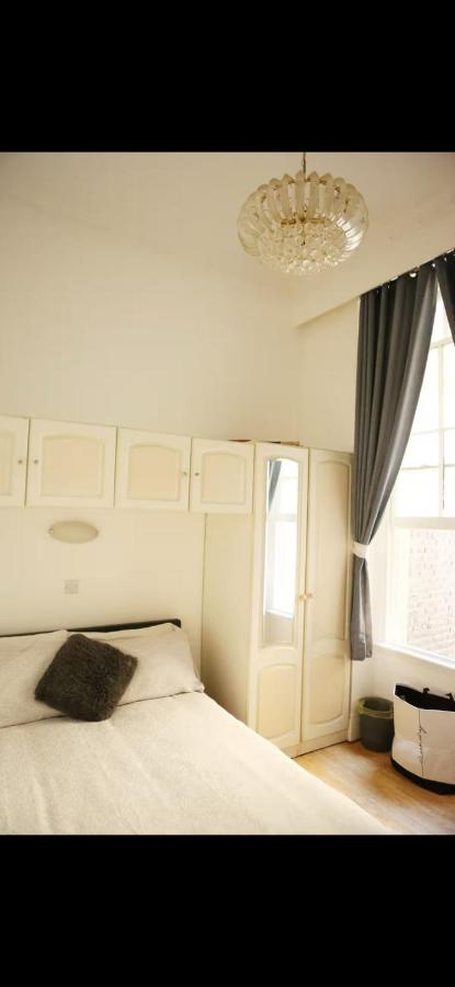 Heart of Notting Hill - 4