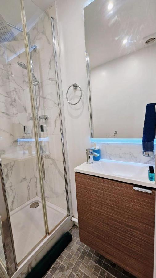 APPARTEMENT TOUT NEUF QUARTIER TOUR EIFFEL, INVALIDES et TROCADERO - 3