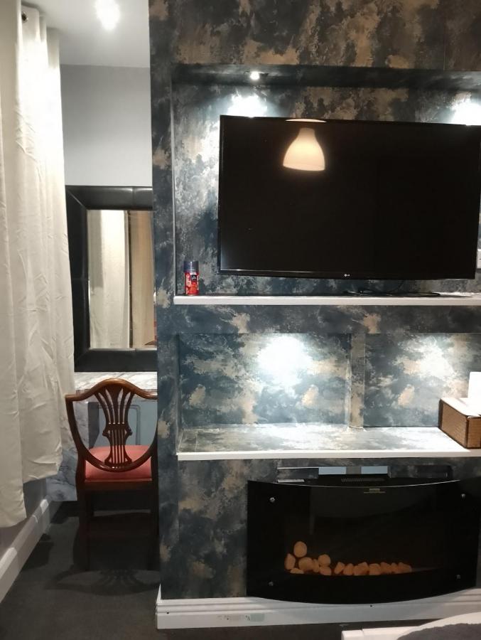 large 1 bedroom flat with garden in Camden - 4