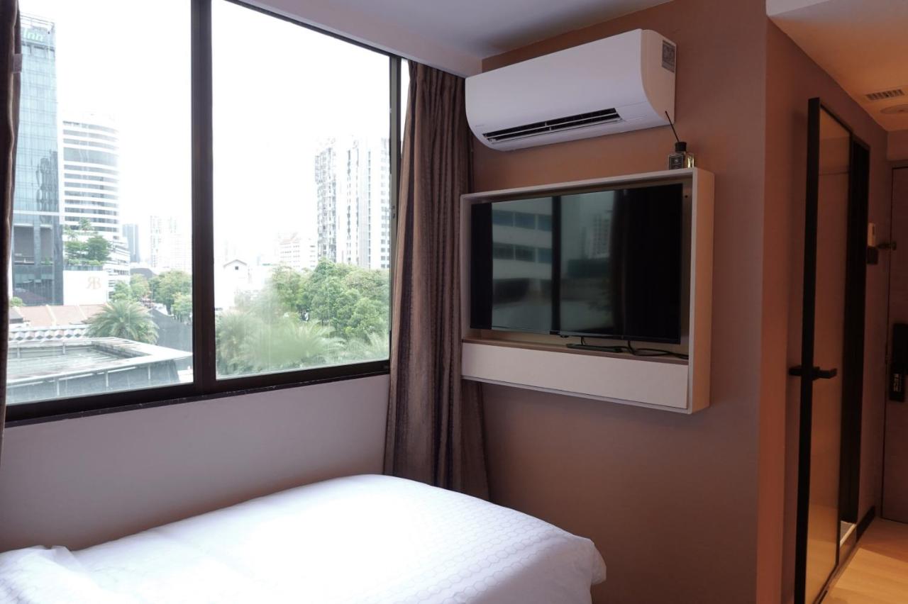 A Hotel Farrer Park - Newly Renovated - 3