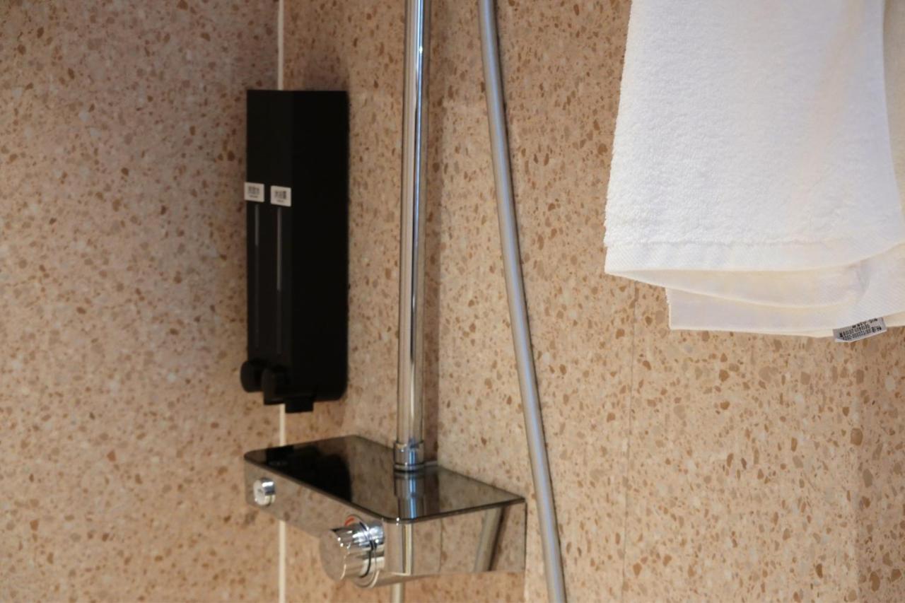 A Hotel Farrer Park - Newly Renovated - 2