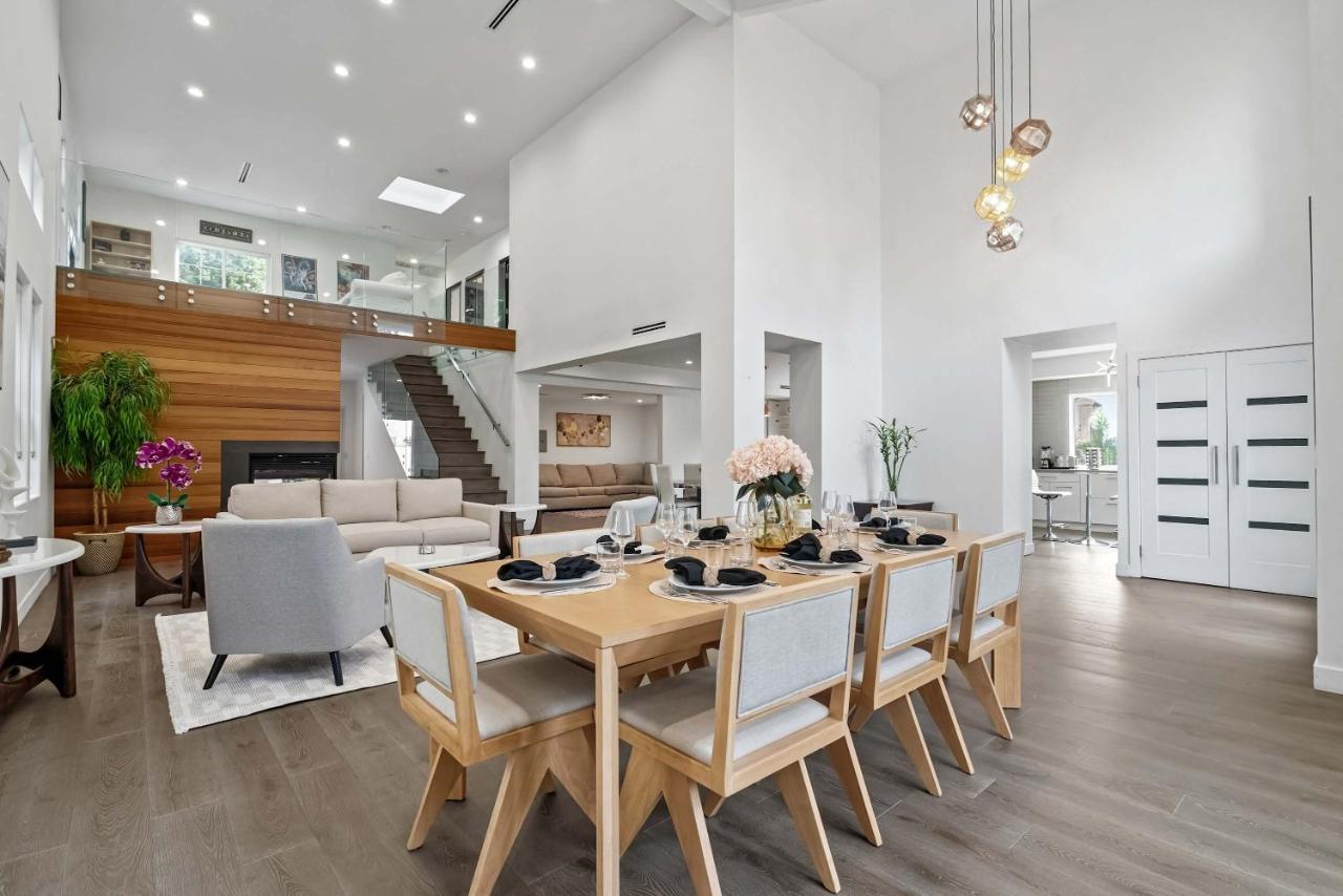 New Listing Valley Bungalow by Colby & Conrad - 2