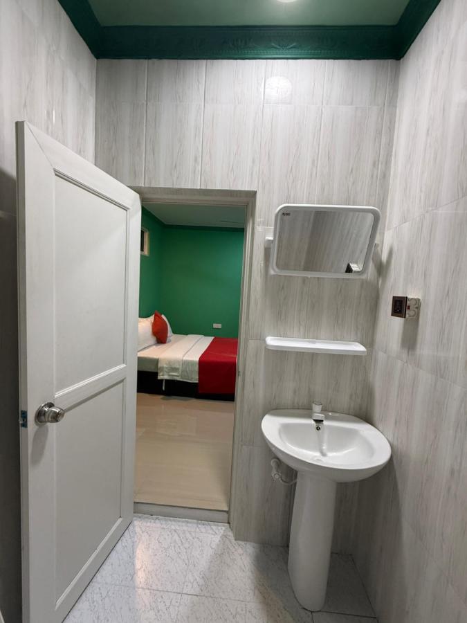 Coconut Palm Dhidhoo - 4