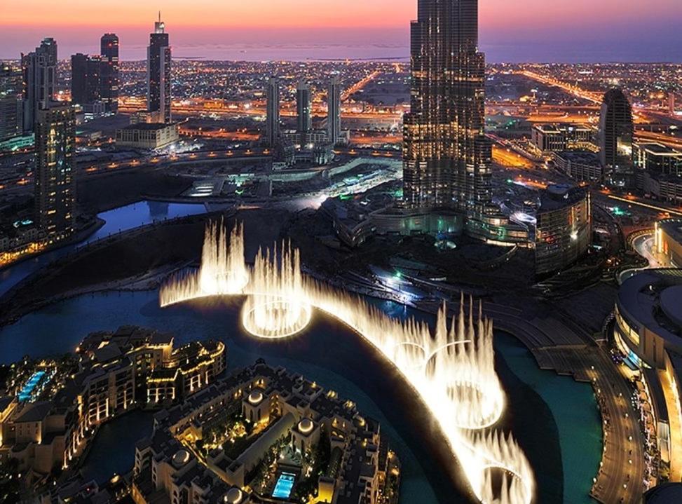 Luxurious 2BHK apartment Full Burj Khalifa & Fountain view 2mins to Mall