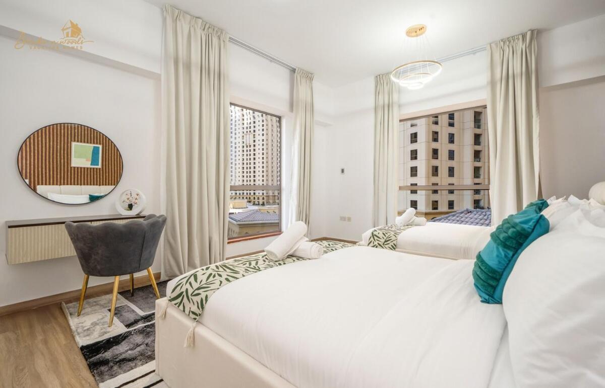 Deluxe Beach Residence 2Bhk, 8pax - 2