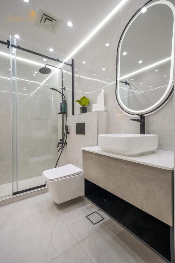 Deluxe Beach Residence 2Bhk, 8pax - 3