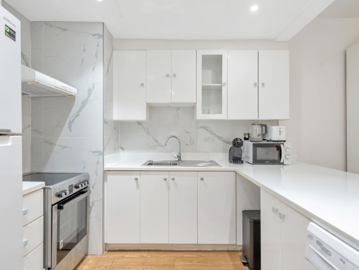 JBR Studio - Steps to Beach & Marina Walk - Pool & Gym - 5