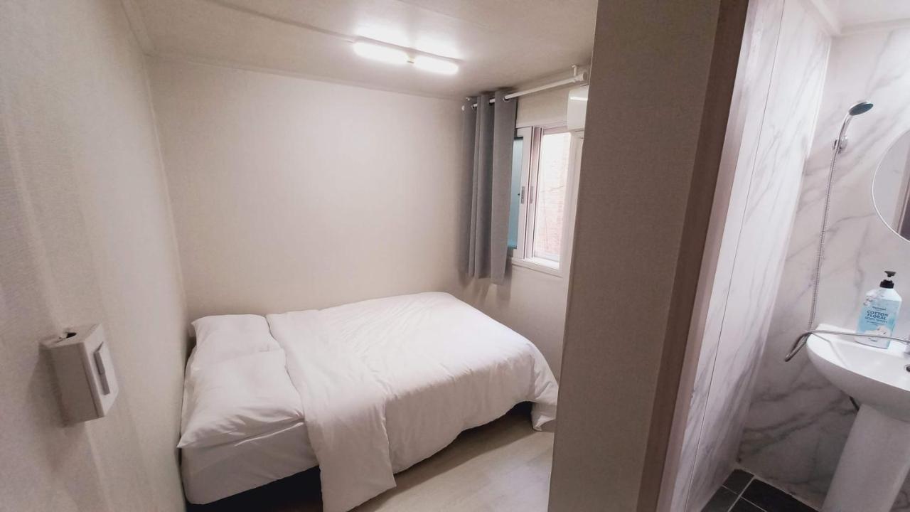 1971 Sinpung Inn - 3