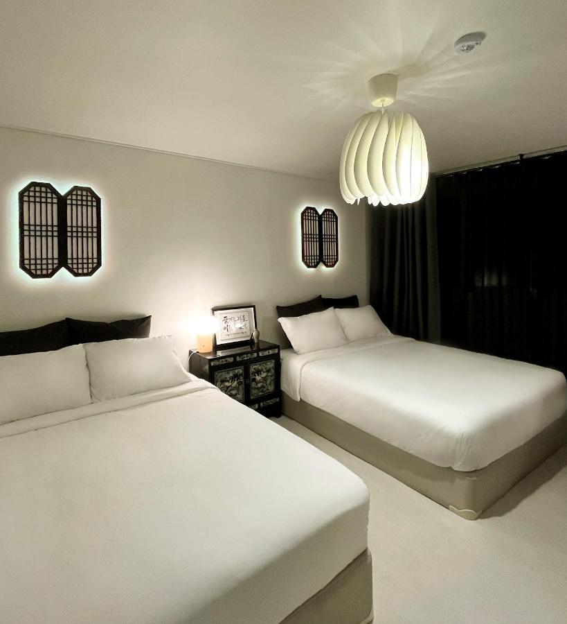 Korean Style house Hongdae Subway10m - 2