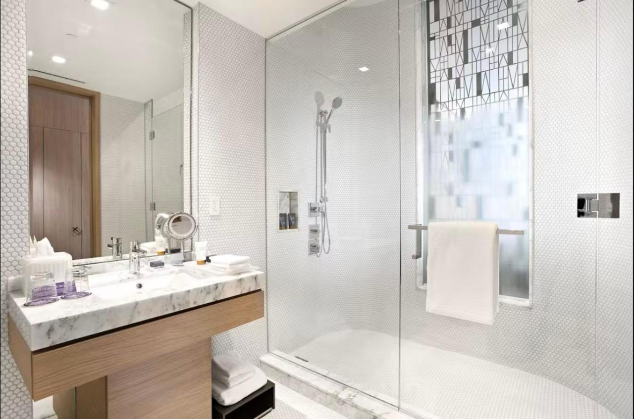 SLS Lux Brickell Exclusive by Palermo Home Miami - 4