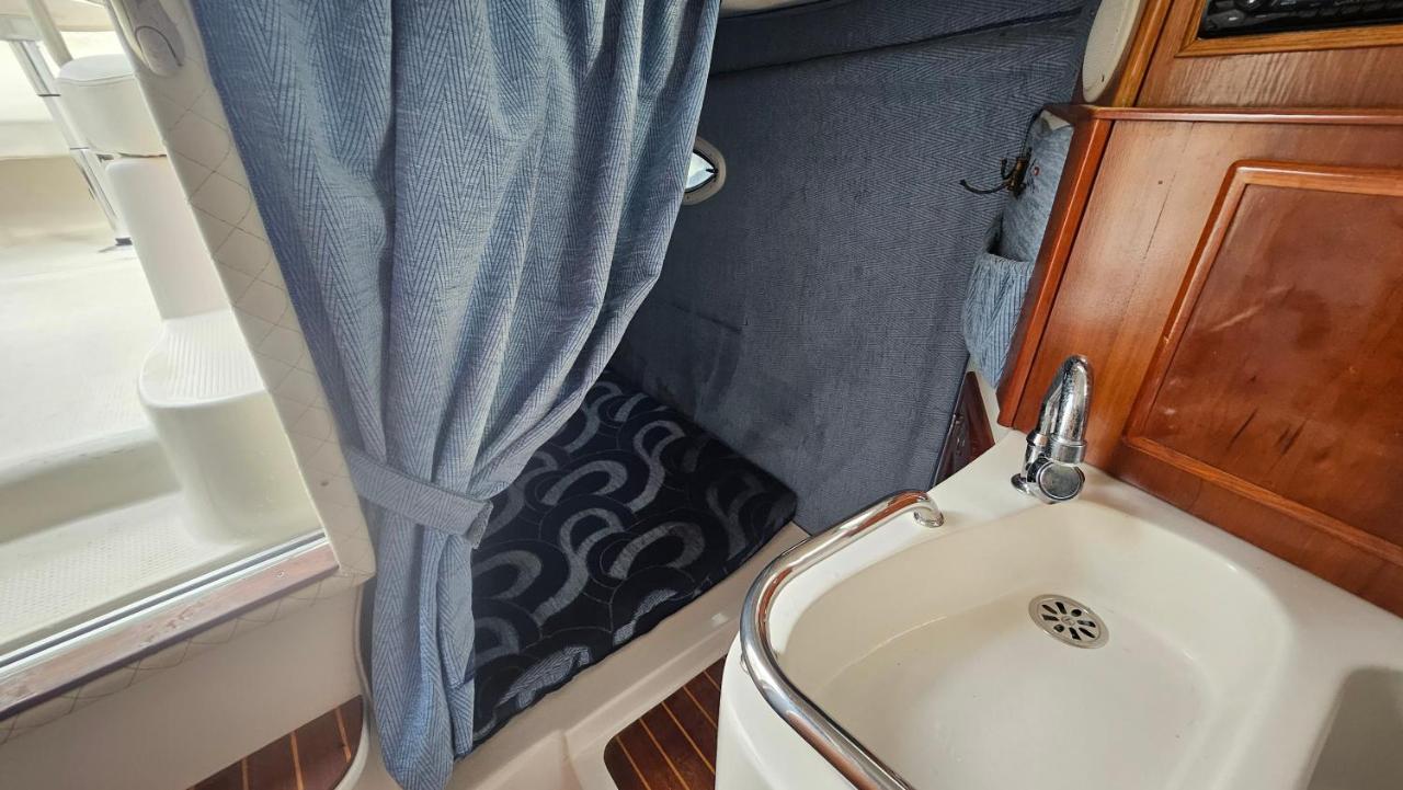 Lisboa Expo Barco Lancha H33 - 2