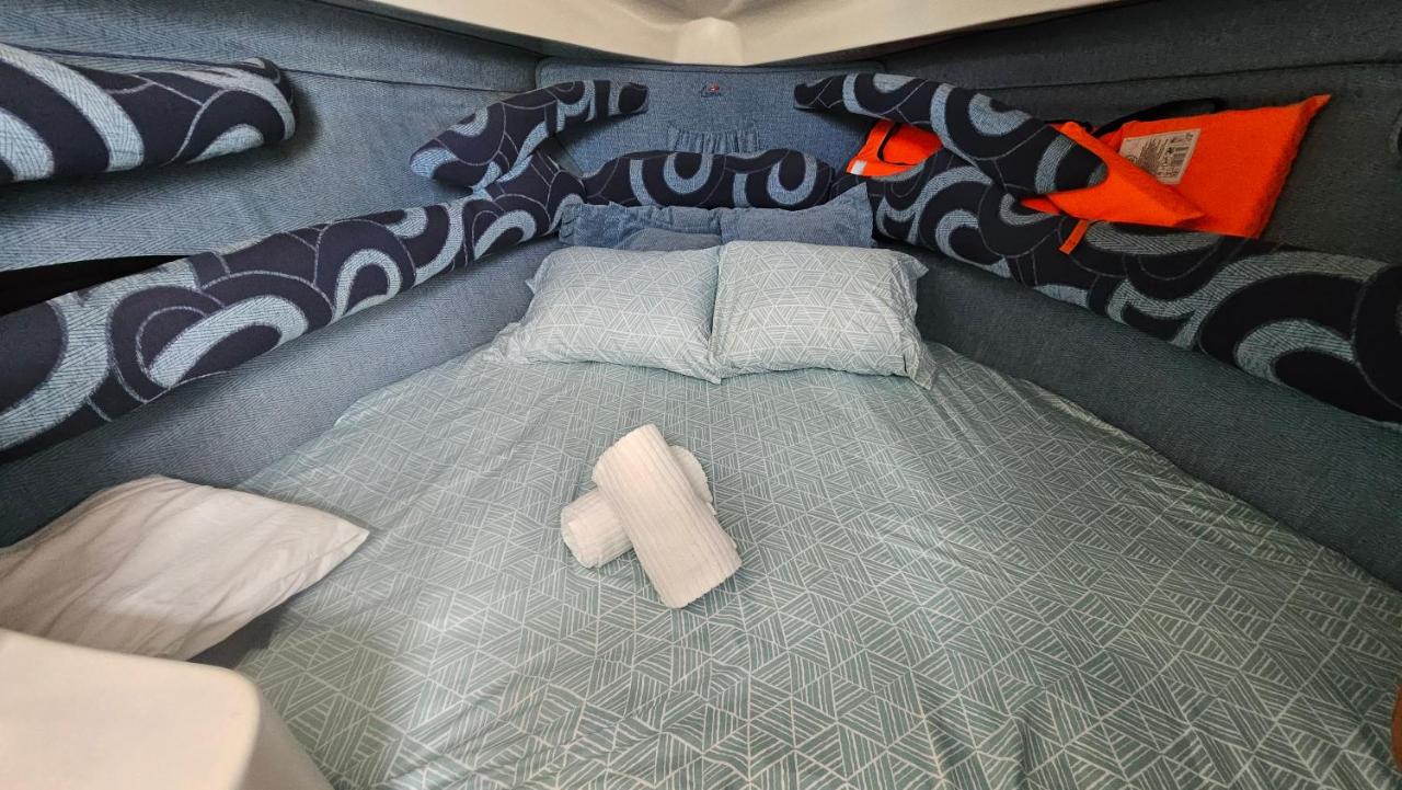 Lisboa Expo Barco Lancha H33 - 4