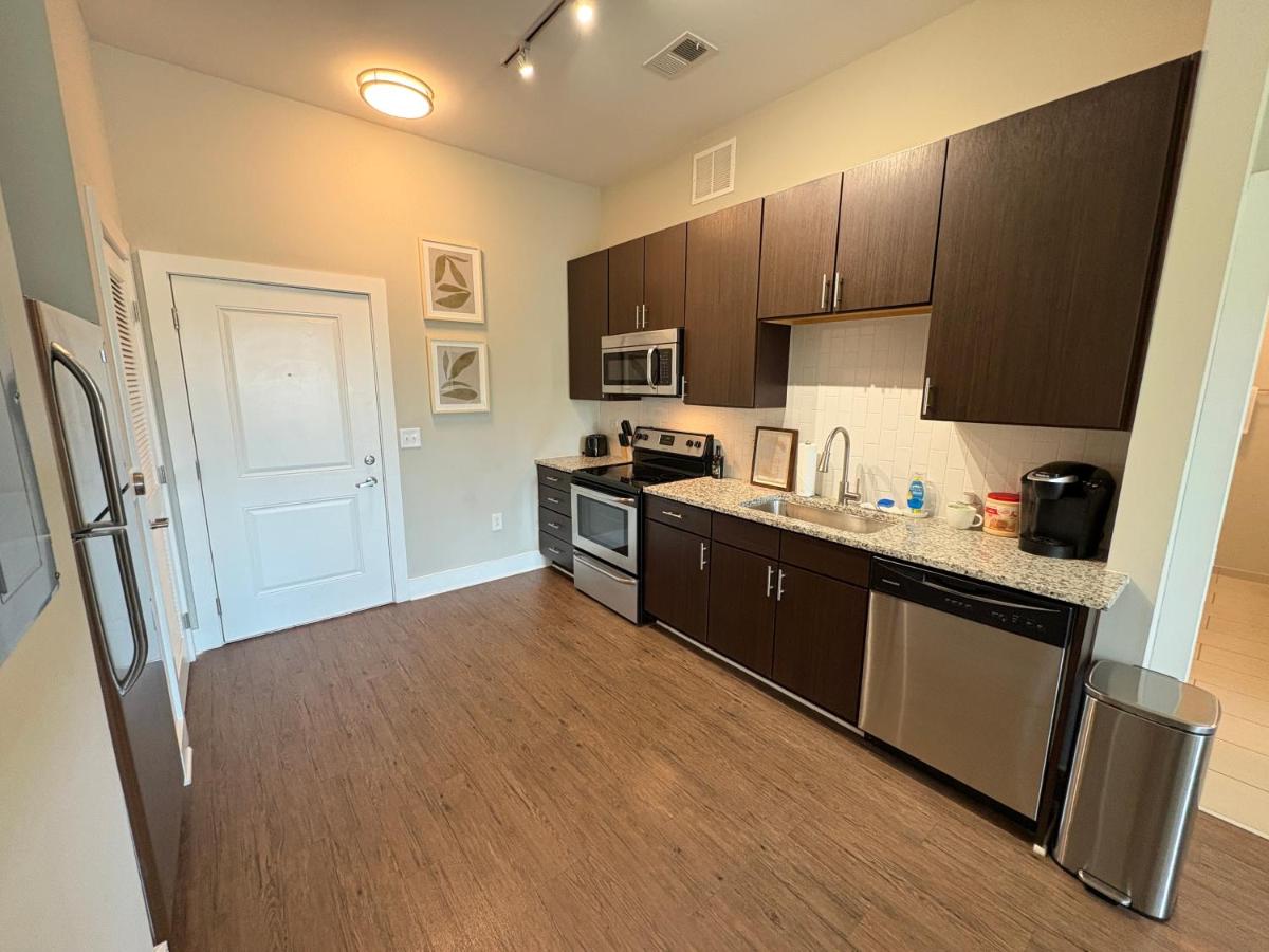 -NEW-The Nash Luxe, Pool, Gym, Nightlife! - 4