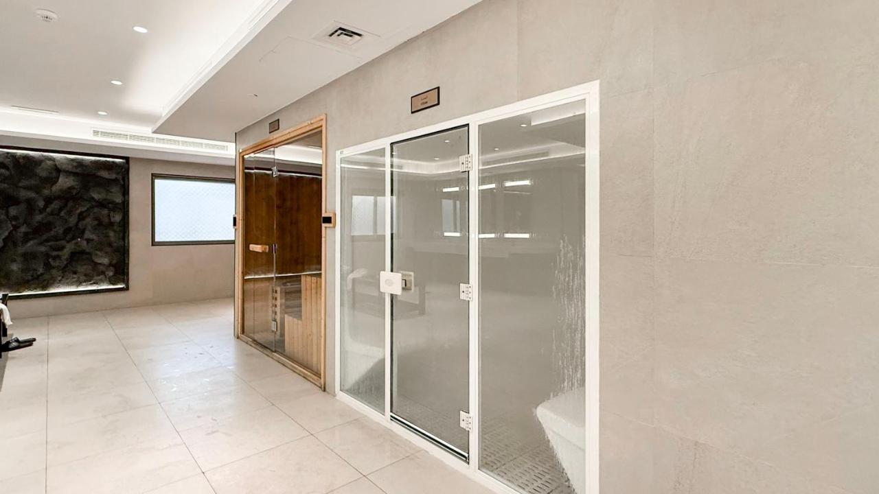 Enjoy 8-Day NYE Spectacles with Burj Khalifa View - 3