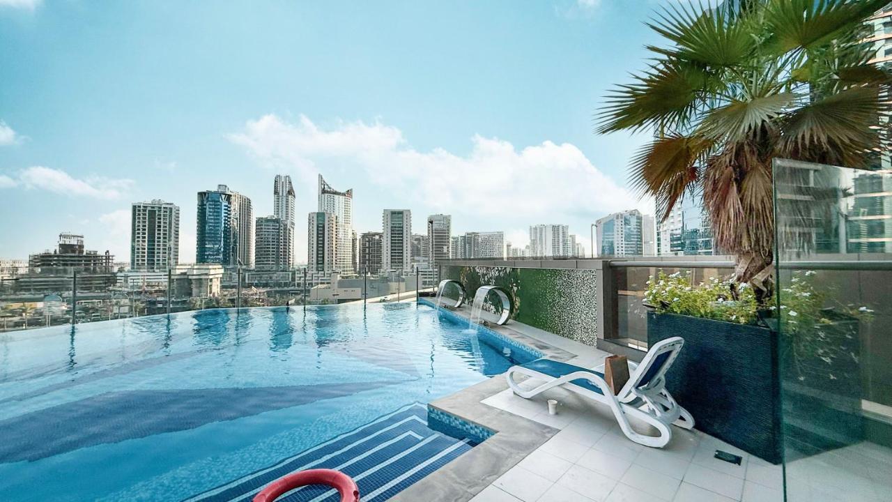 Enjoy 8-Day NYE Spectacles with Burj Khalifa View - 4