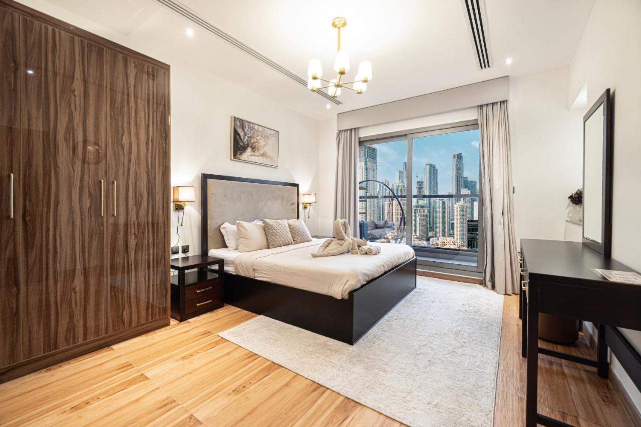 Enjoy 8-Day NYE Spectacles with Burj Khalifa View - 2