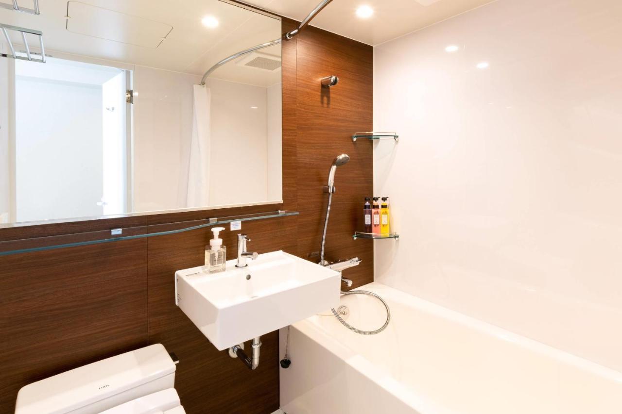 Comfort Hotel Shin-Osaka - 2