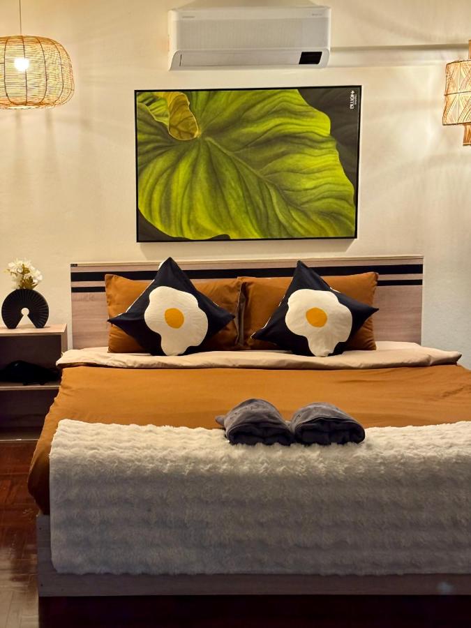 4BR 10PAX Ensuite Near EmQuartier Emporium Emsphere